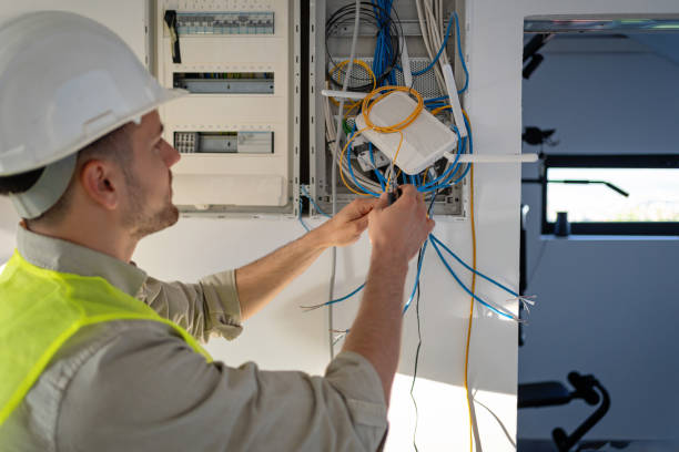 Best Licensed Electrician  in Fox Lake Hls, IL